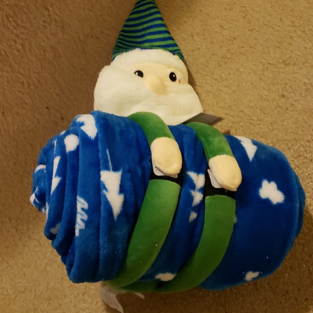 Huntington Home Throw Buddy